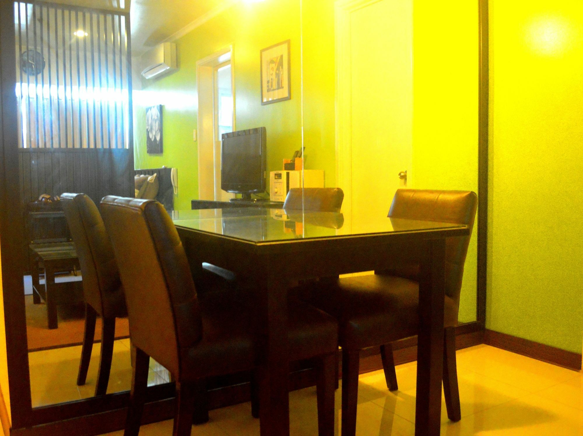South Of Market Private Residences Taguig Buitenkant foto